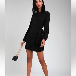 Lulu’s Black Dress